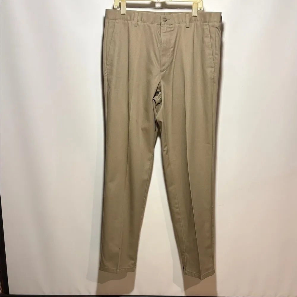 Dockers Men's Khaki Chinos